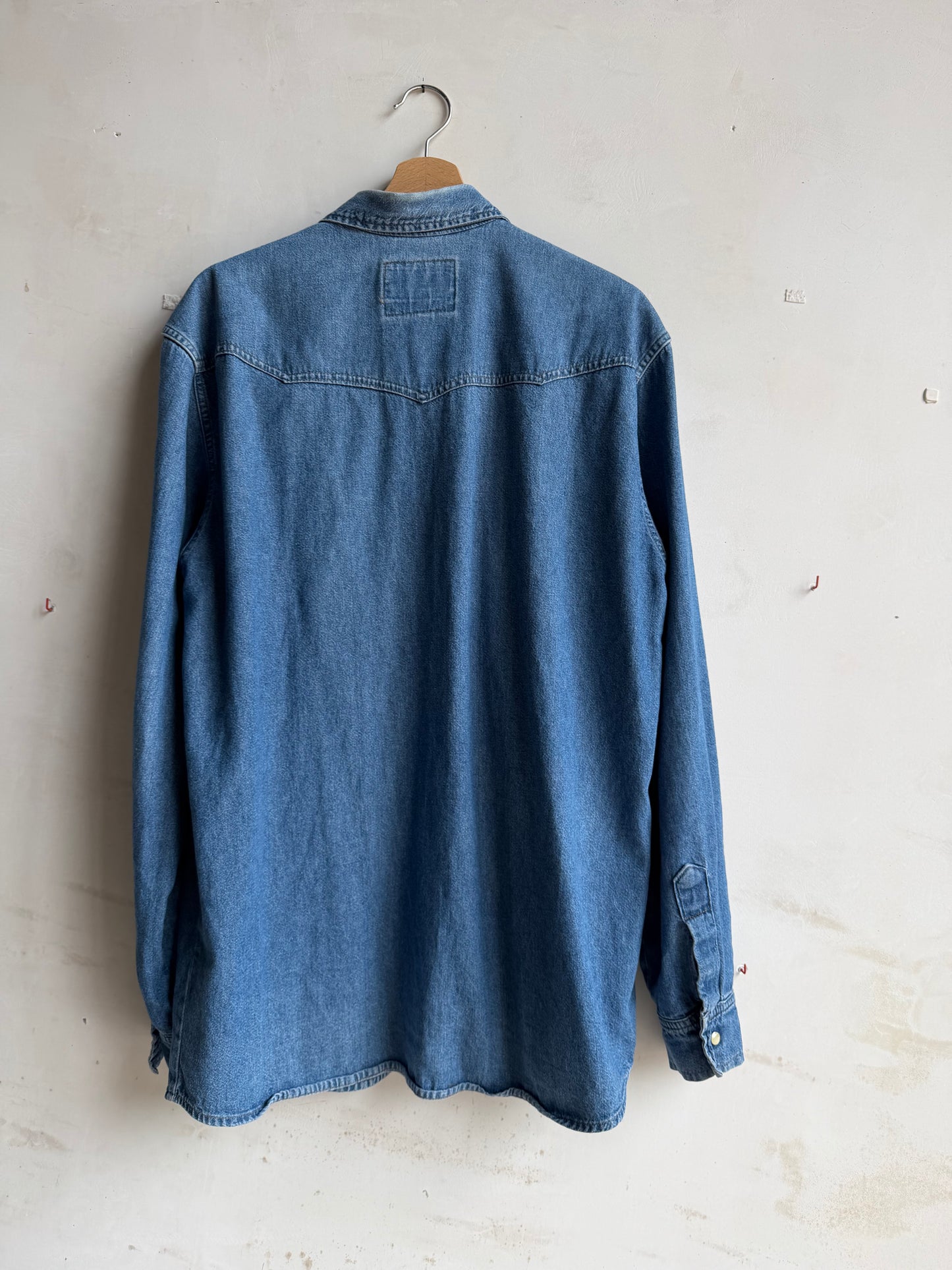 Levis shirt