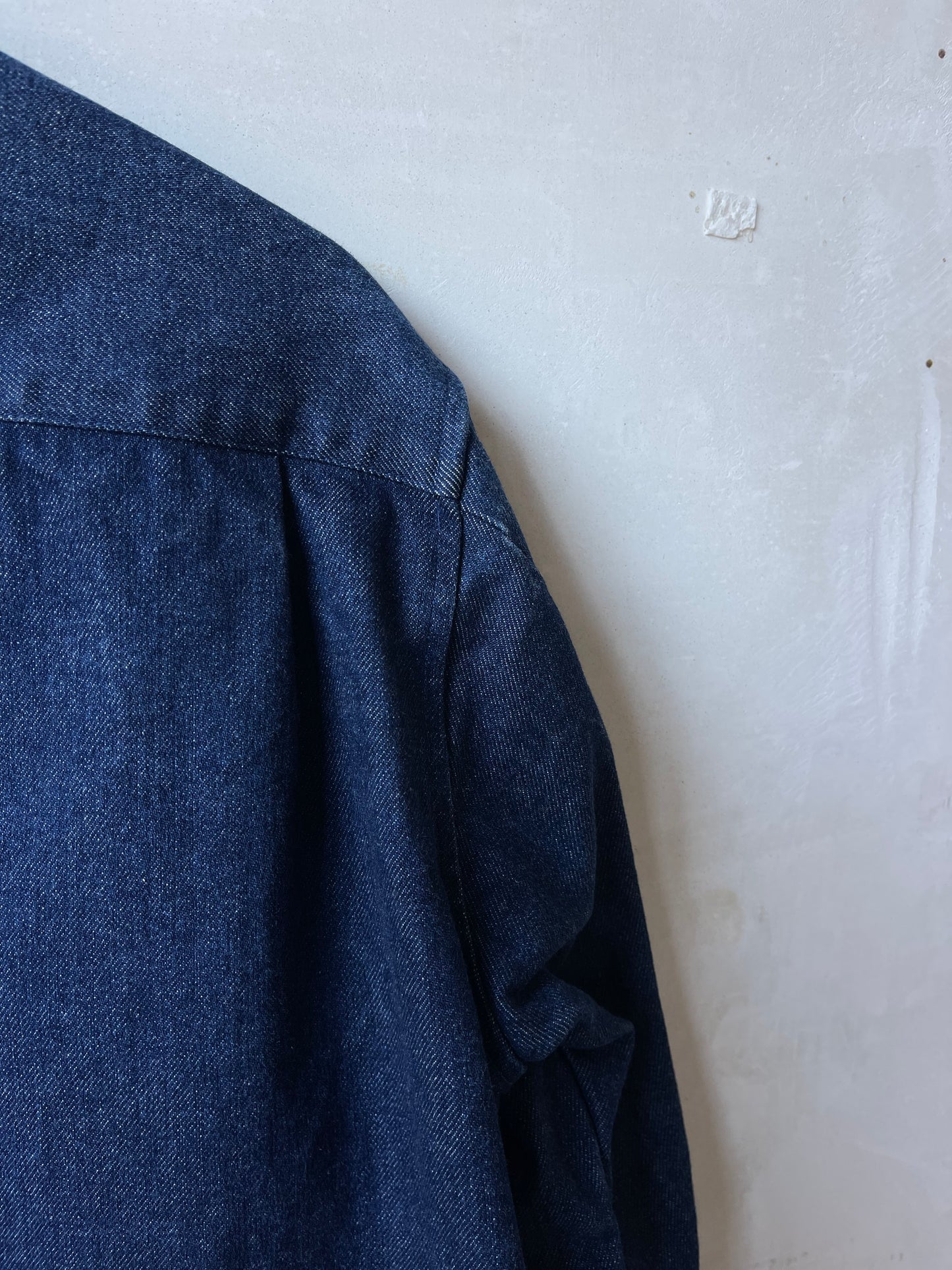Minimal jeans jacket
