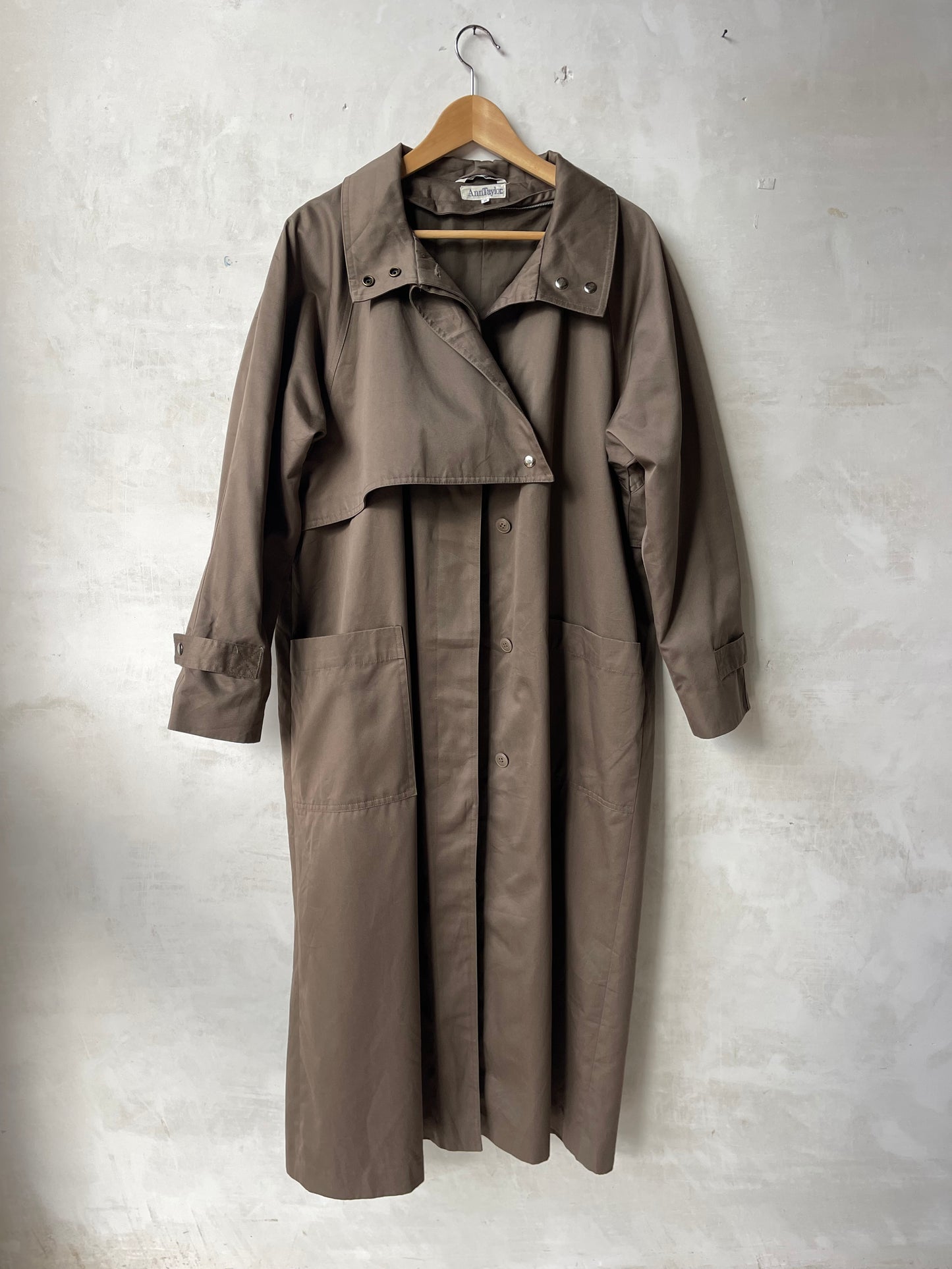 Wonderful trench