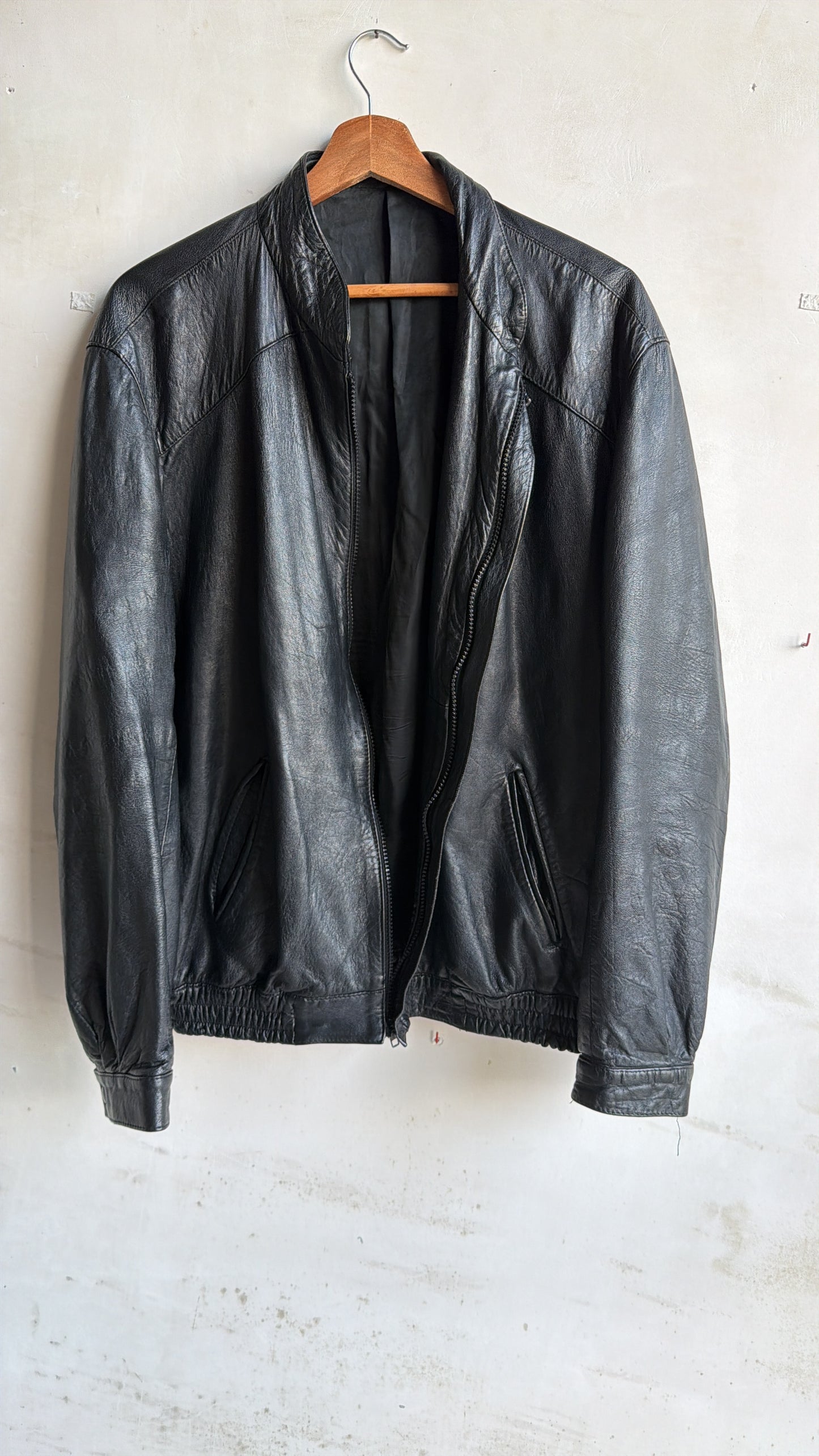 Leather bomber