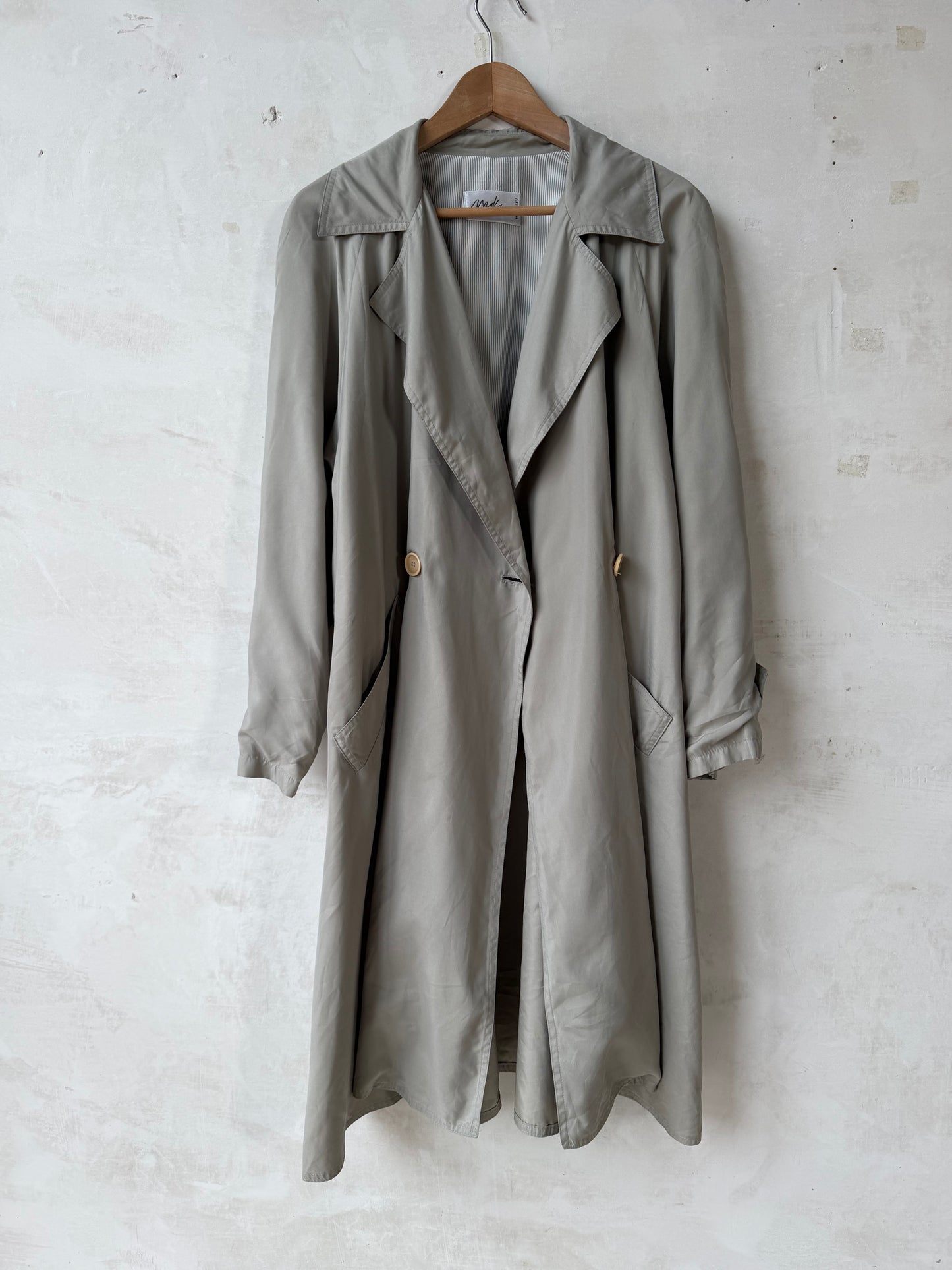 Ice grey trench