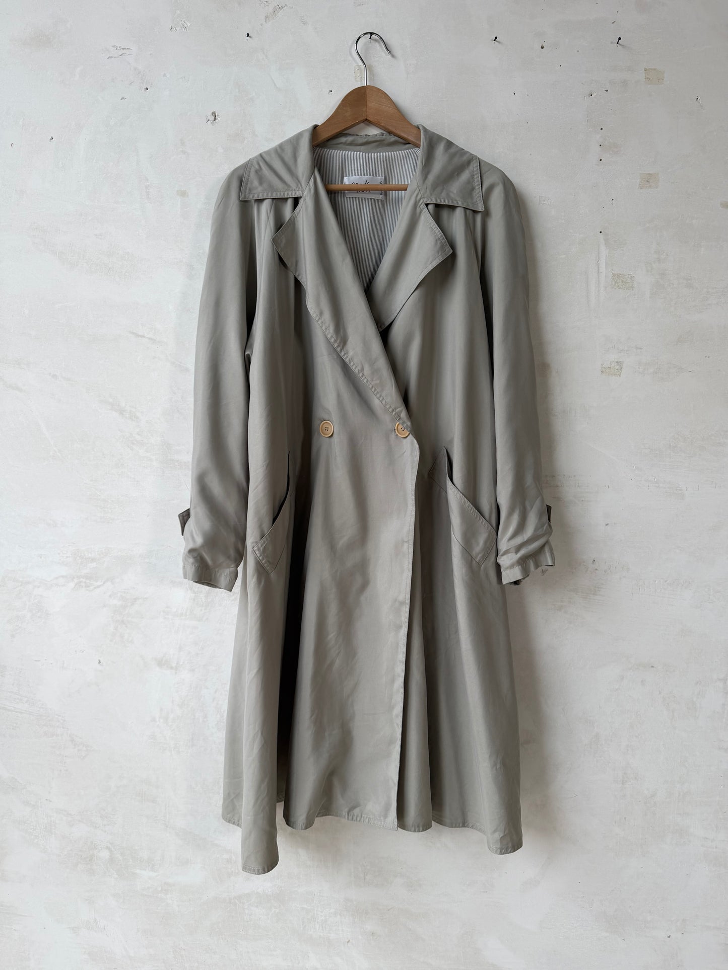 Ice grey trench