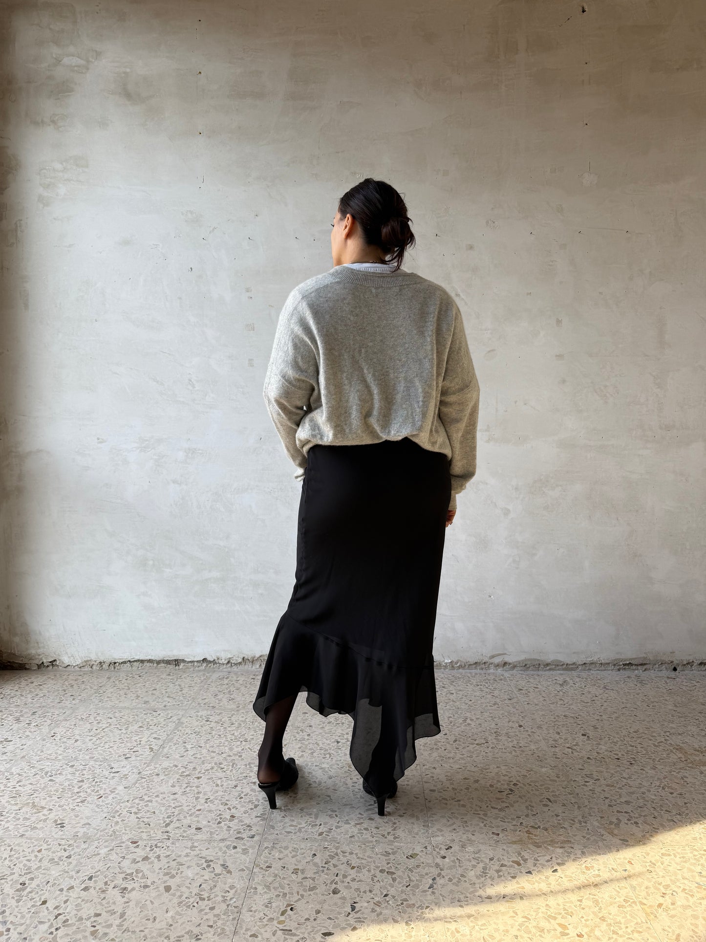 Cashmere grey sweater