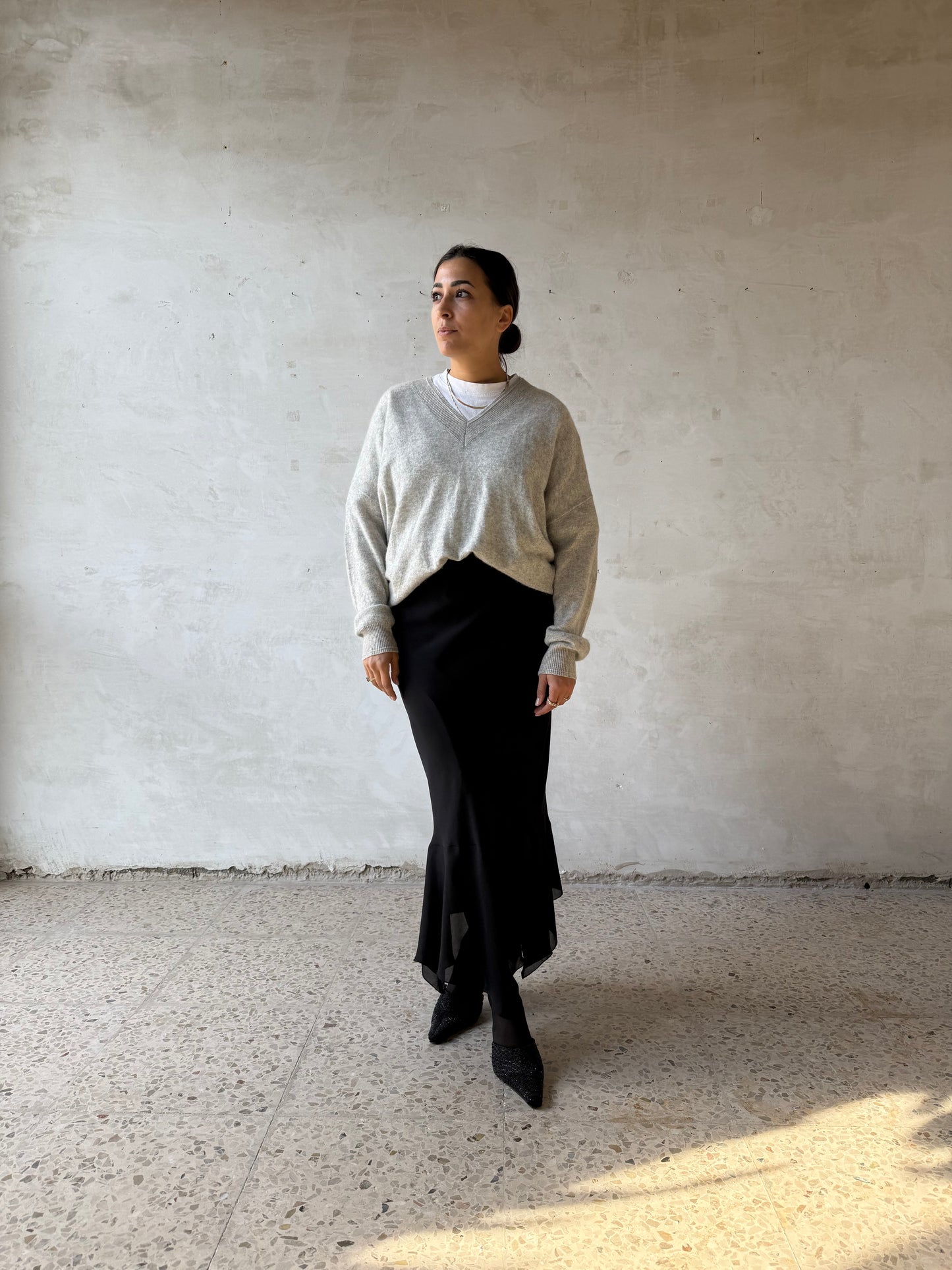 Cashmere grey sweater